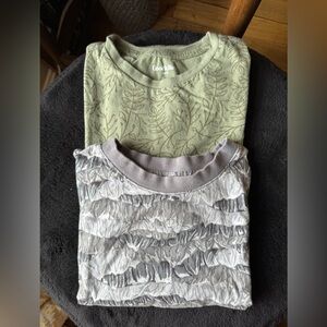 Bundle of men shirts Size Small multi color